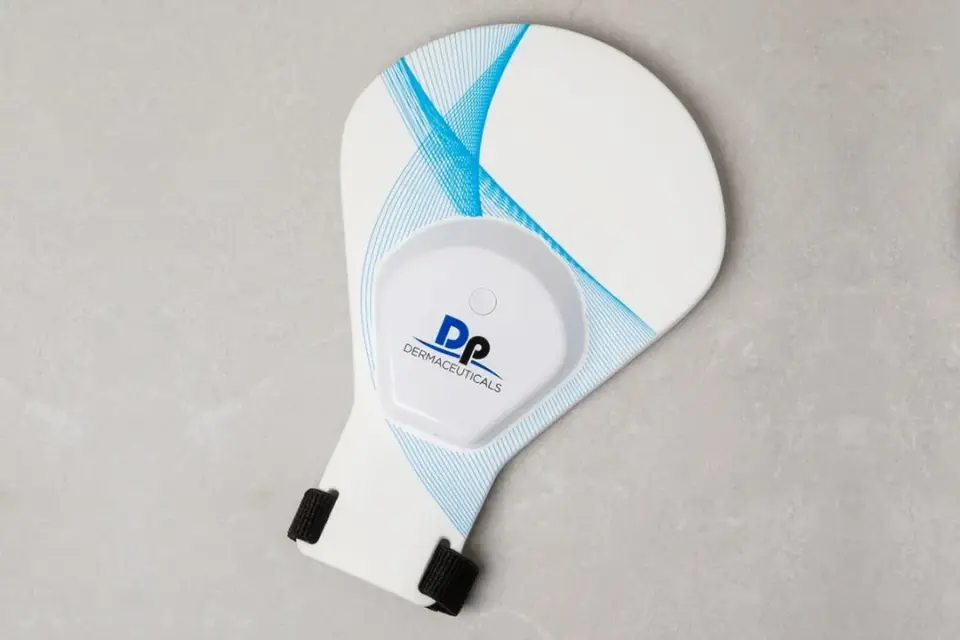 Dp Dermaceuticals LED Hand Mask 1 adet