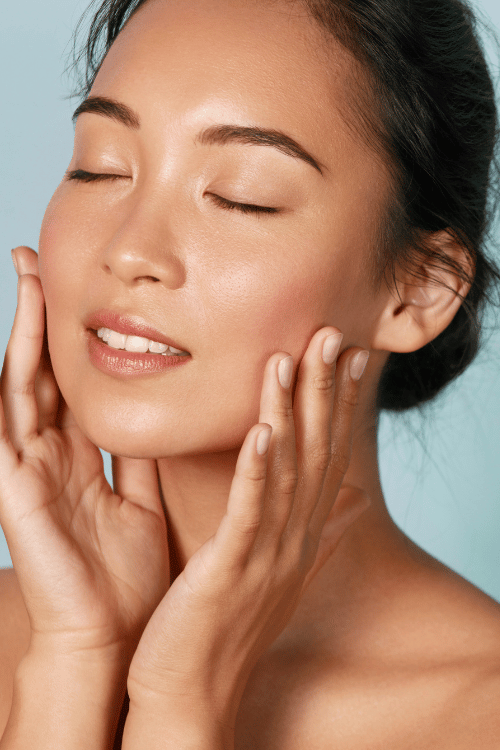 Yağlı Ciltler İçin Dengeleyici Bakım